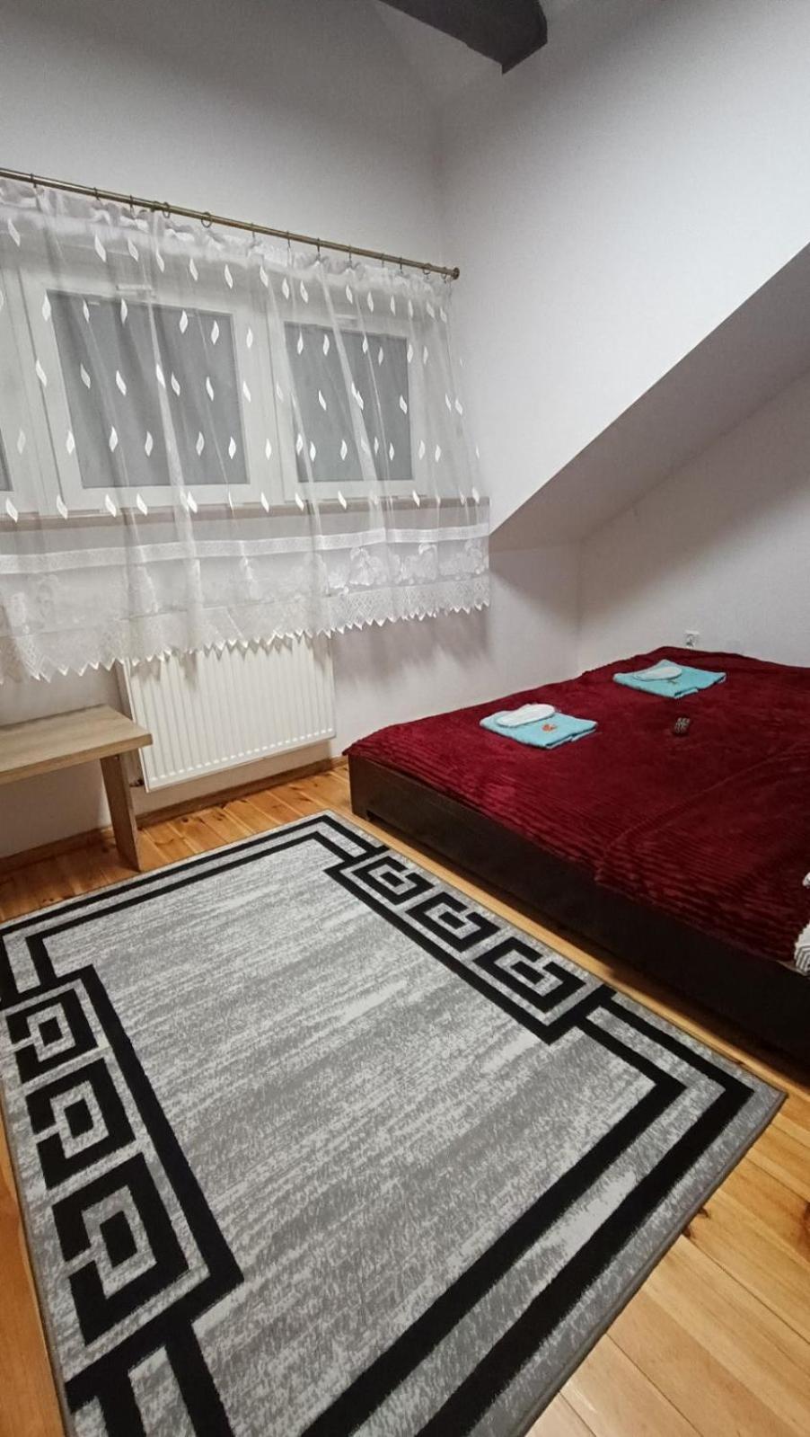 وارسو Saska Ochota Forest Guest House المظهر الخارجي الصورة